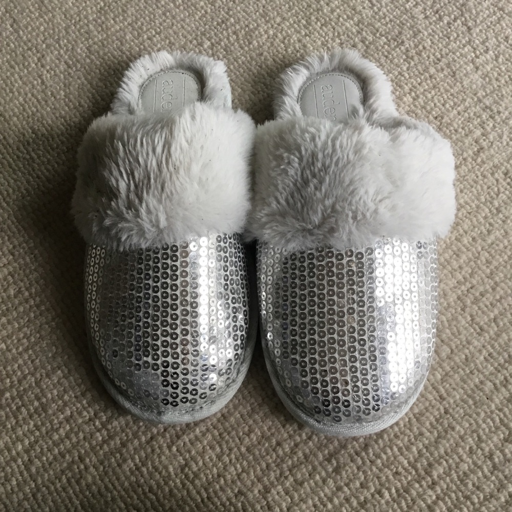 Auden Silver Sequin Fur Slippers 7/8